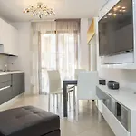 Apartment Guesthost - Fellini Family Flat