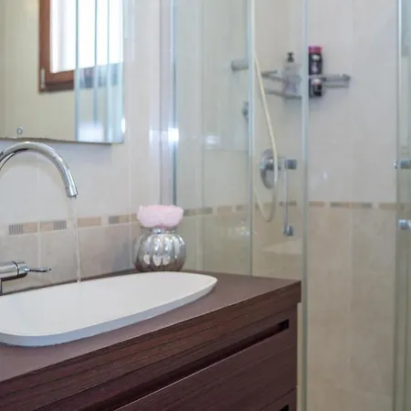 Fellini - Family Flat