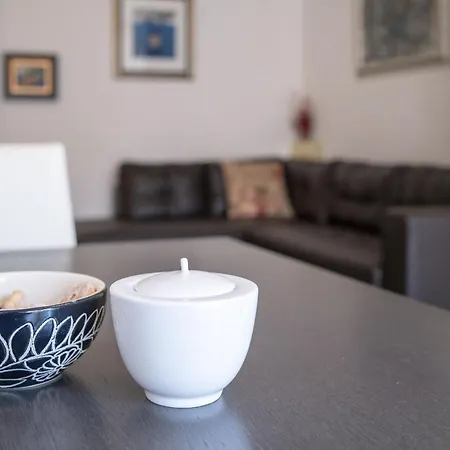 Guesthost - Fellini Family Flat Rimini