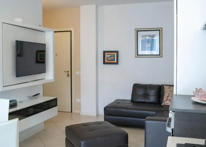 Guesthost - Fellini Family Flat Lejlighed Rimini