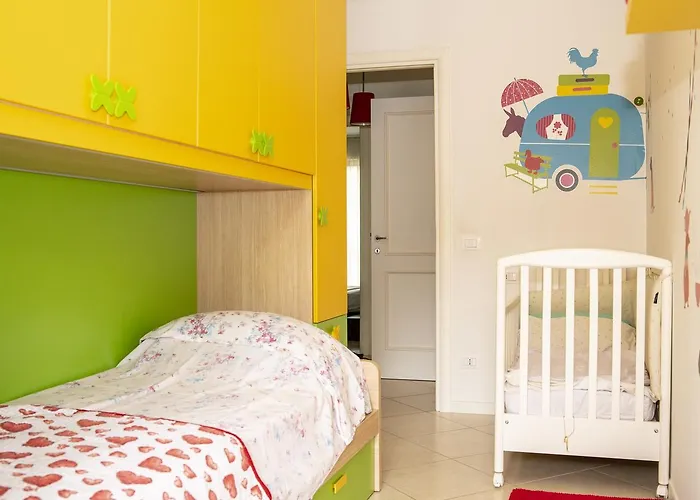 Guesthost - Fellini Family Flat Rimini
