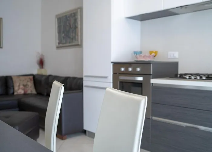 Guesthost - Fellini Family Flat Lägenhet Rimini