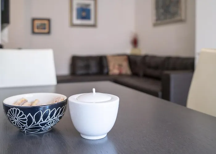 Guesthost - Fellini Family Flat Rimini